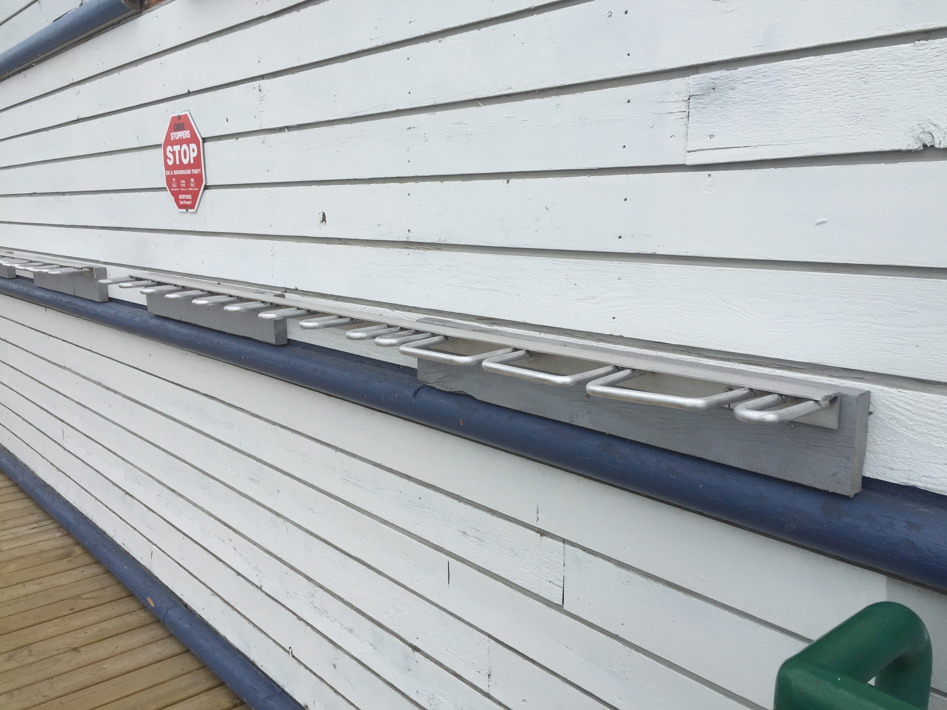 Wall-Mounted Ski Racks 8 foot