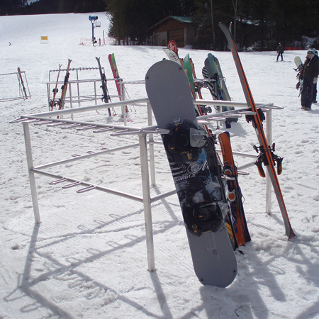 5 foot square aluminum ski rack.. Click to expand image