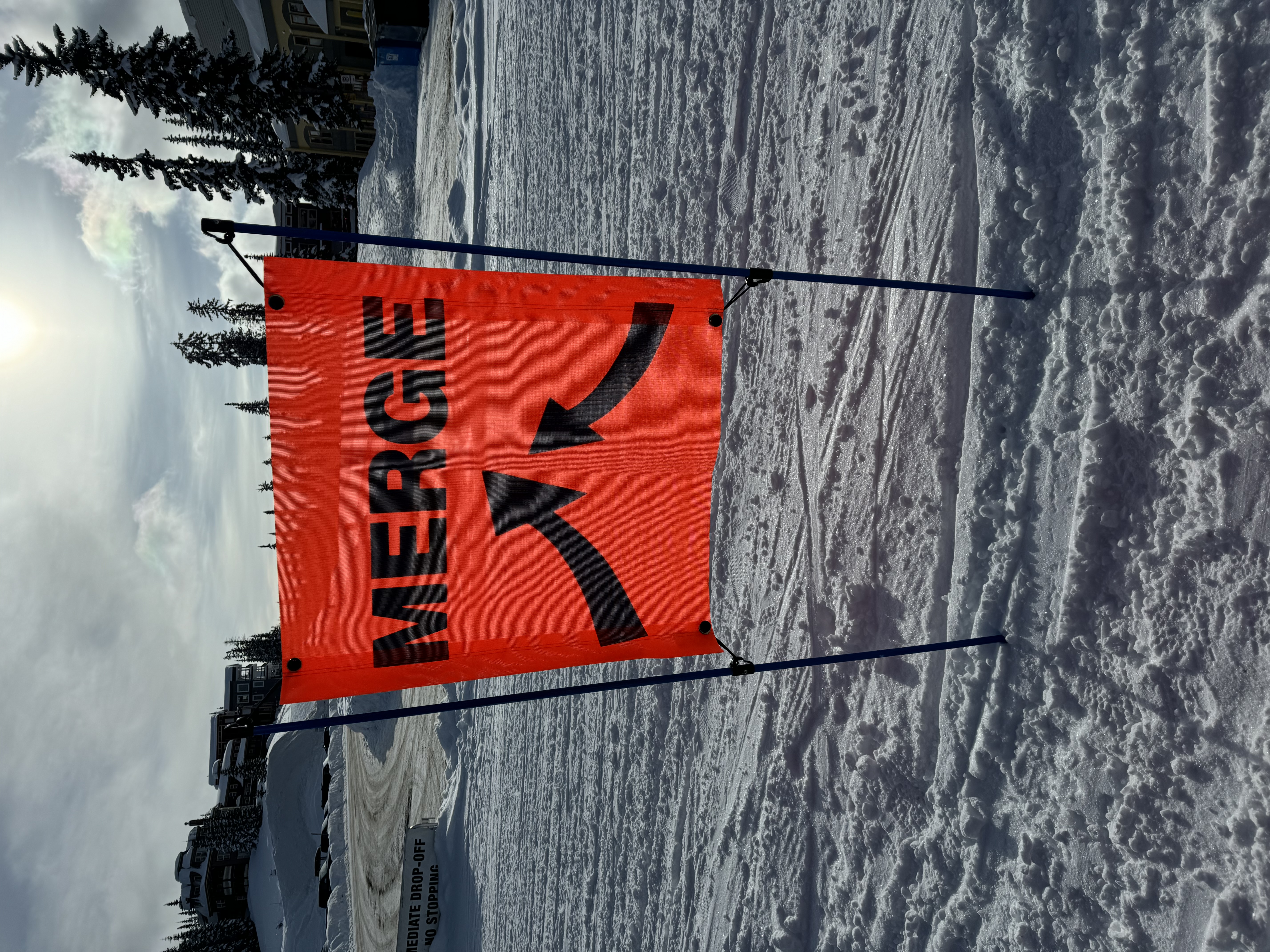 BS03 Merge banner attached by Bungee Balls. Bungee Balls for lineup posts and banners by INter-Mtn. for Ski Areas. Click to expand image