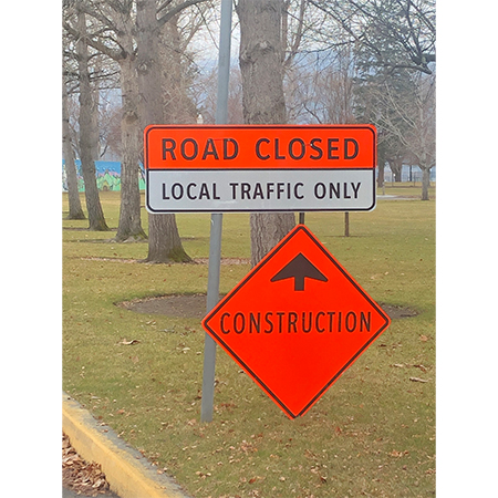 C-018 30" x 30" (actual size 75x75cm) Construction Aluminum Sign - Construction Ahead - Reflective Sheeting ASTM 9 Diamond Grade.. Click to expand image