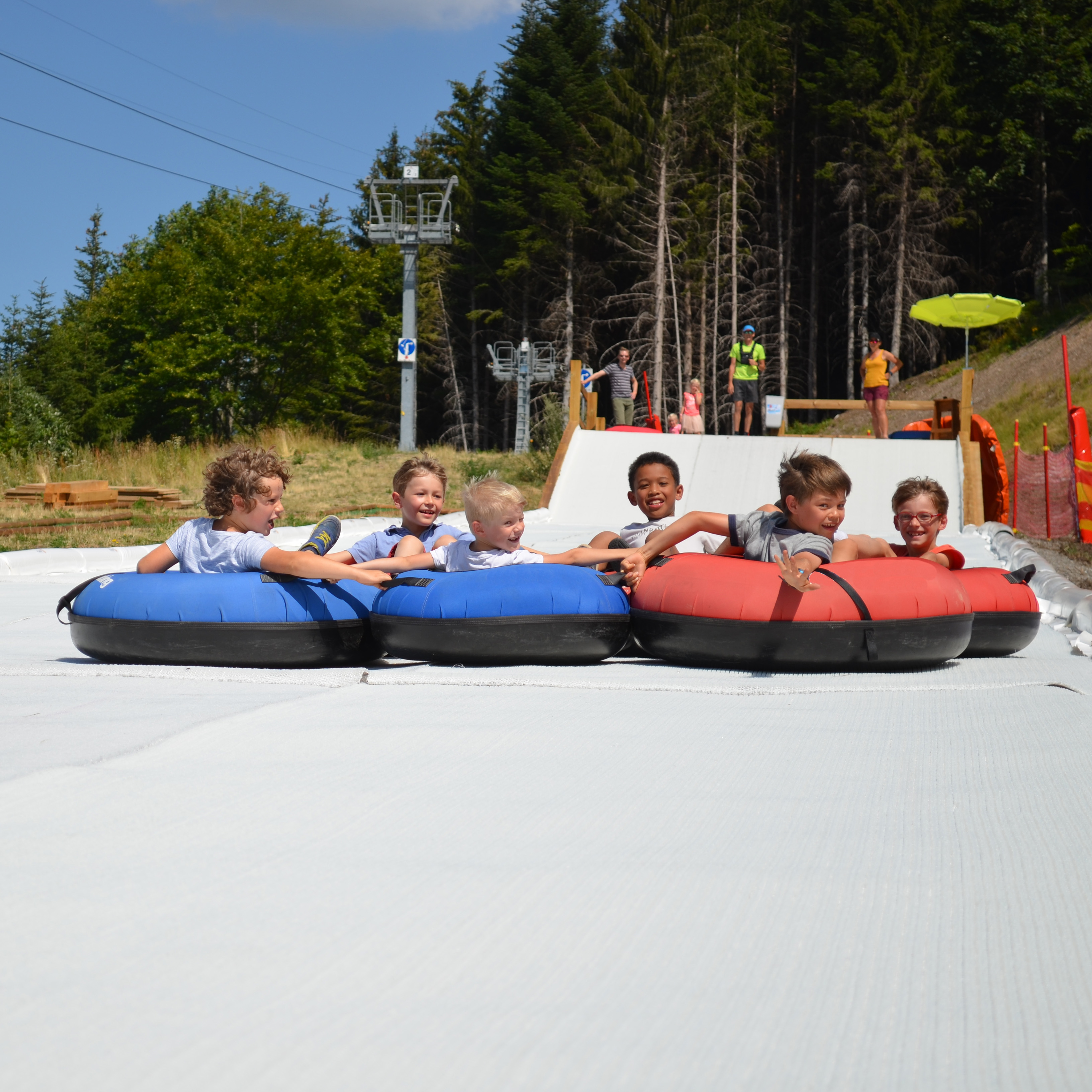 Mr. Snow Textile Ski Slope - Tubing. Click to expand image