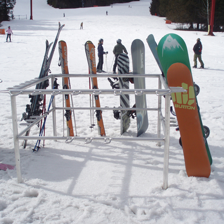 5 foot square aluminum ski rack.. Click to expand image