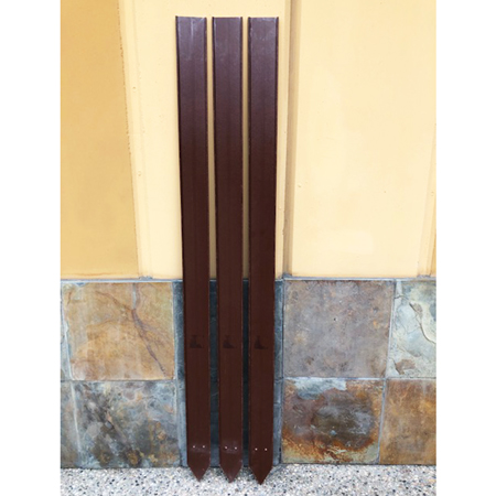 Dual-sided marking for directional and trail signs. Useful as driveable flexible delineators. Recessed decal surfaces on both sides made for dual-sided marking. Fiberglass composite material, the marker is resistant to vandalism, UV exposure and extreme temperature changes.. Click to expand image