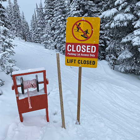 H311 18" x 24" Closed Passes will be Revoked for Breach, Lift Closed, yellow reflective aluminum closure sign with rounded corners - ski area sign - Inter-Mtn.. Click to expand image