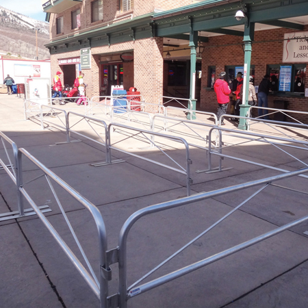Aluminum Maze Gates 3' x 8'.. Click to expand image