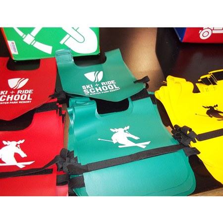 Rabbit Deluxe Fitted Bib - Vinyl.. Click to expand image