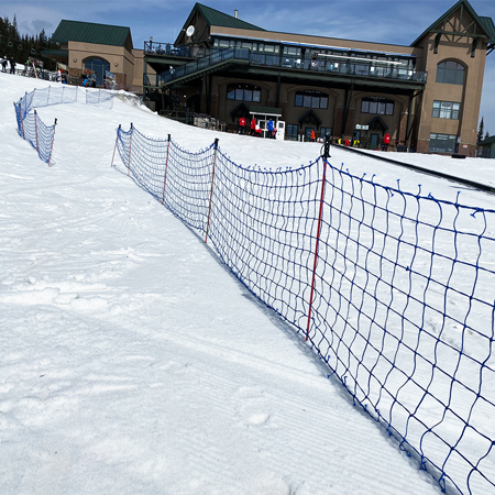 Pop Fence 44" x 100' with 11 Composite Poles - Blue.. Click to expand image