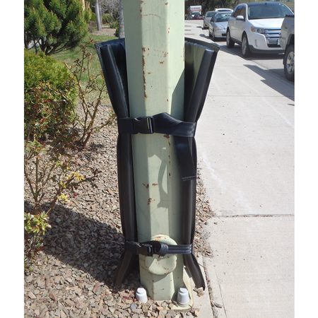 Light Post Pad 6' x 3' x 4" Open Cell Foam with 3 Straps and Buckles/Grommets.. Click to expand image