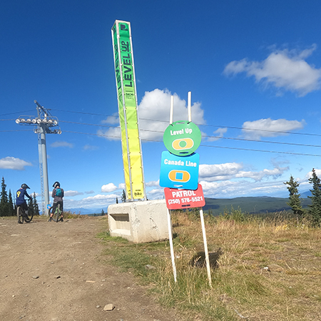 E150 E151 D20 Discs 11.5 x 7, polythylene disc, UV protected and cost effective marking signs, holes on top to hang from rope, slots top and bottom to fit over bamboo poles, trail and ability markers.. Click to expand image